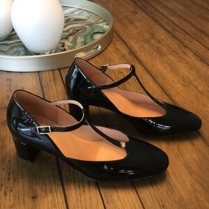 100% Patent Leather Mary Jane Shoes
